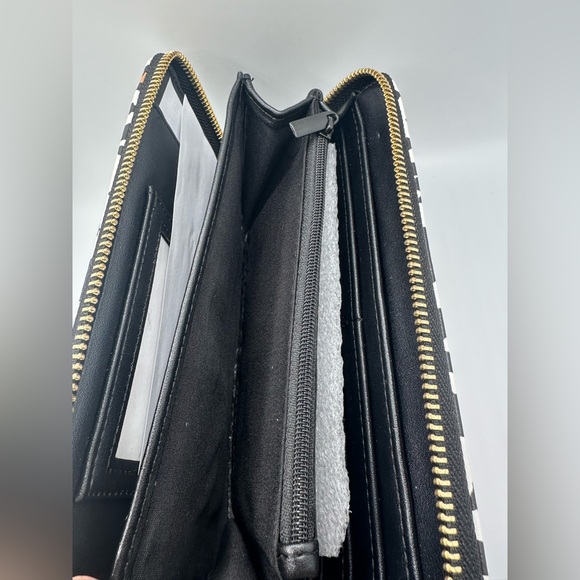 Betsey Johnson Leopard Print Wristlet Wallet - Picture 5 of 14